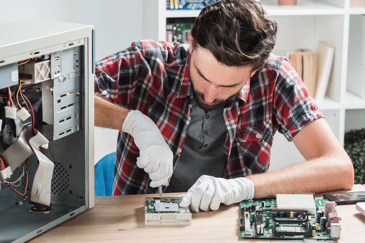 Conoce cómo puedes alargar la vida útil de tu PC o portátil: Guía de mantenimiento con consejos para limpiar, actualizar y proteger tu equipo